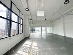 Hh @ Kallang (D13), Factory #558439001
